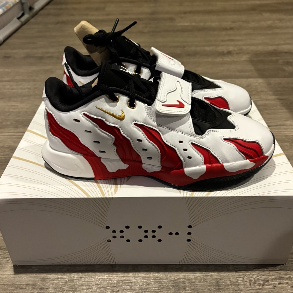 Nike Lebron XXI 21 ‘Prime’ Red Basketball Shoes. Men’s Size 10 available.